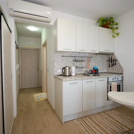 Apartament сарафово дом Burgas City
